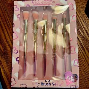 Manna Kadar Beauty 5 pc Brush Set